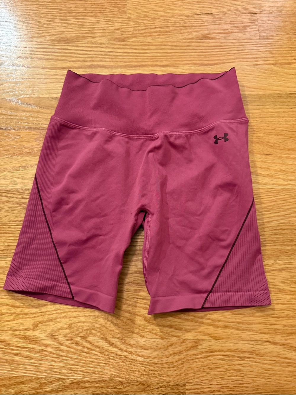 Under Armour Women's Maroon High-Rise Bike Shorts